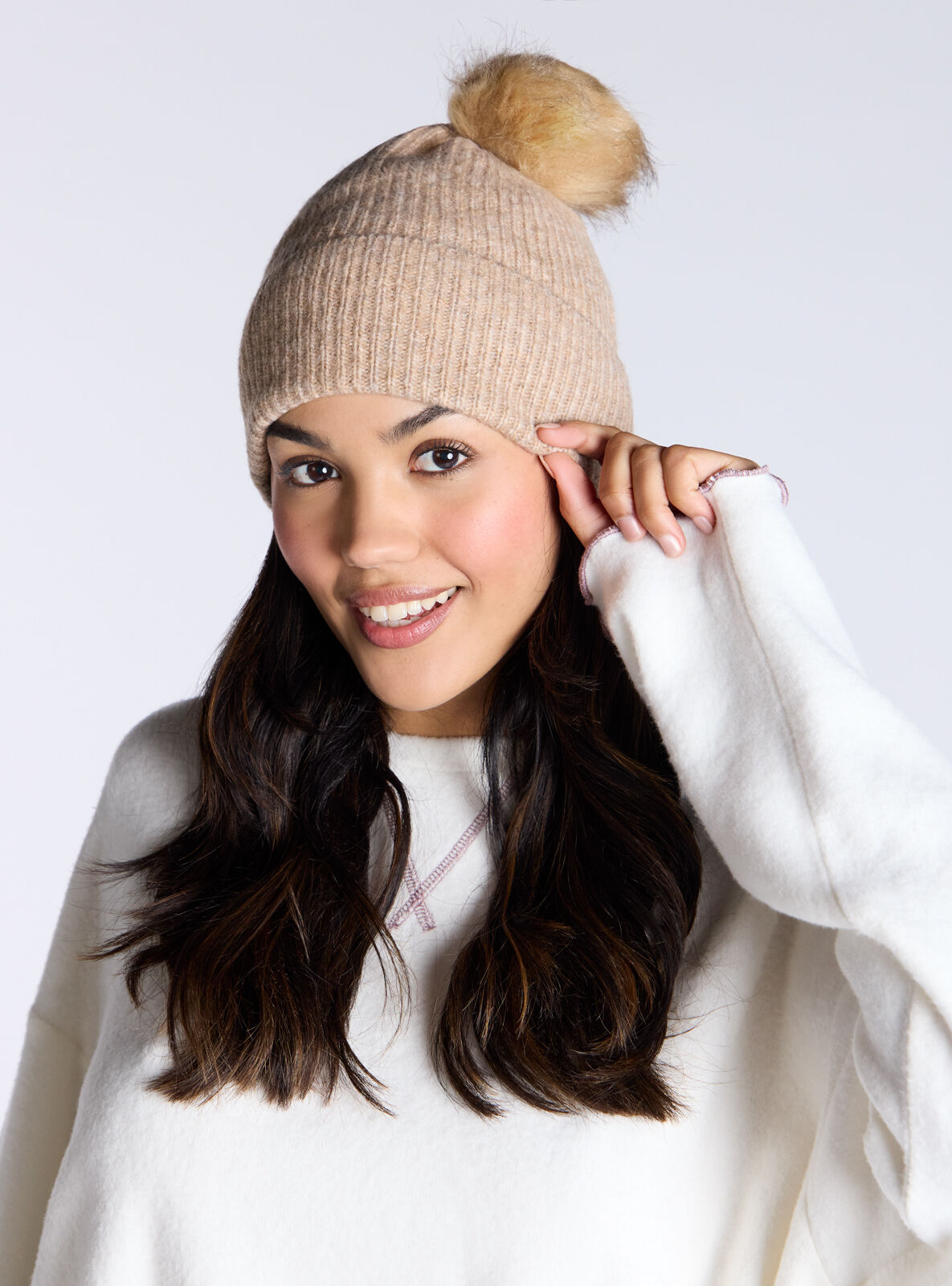 Pom pom hat - Oatmeal