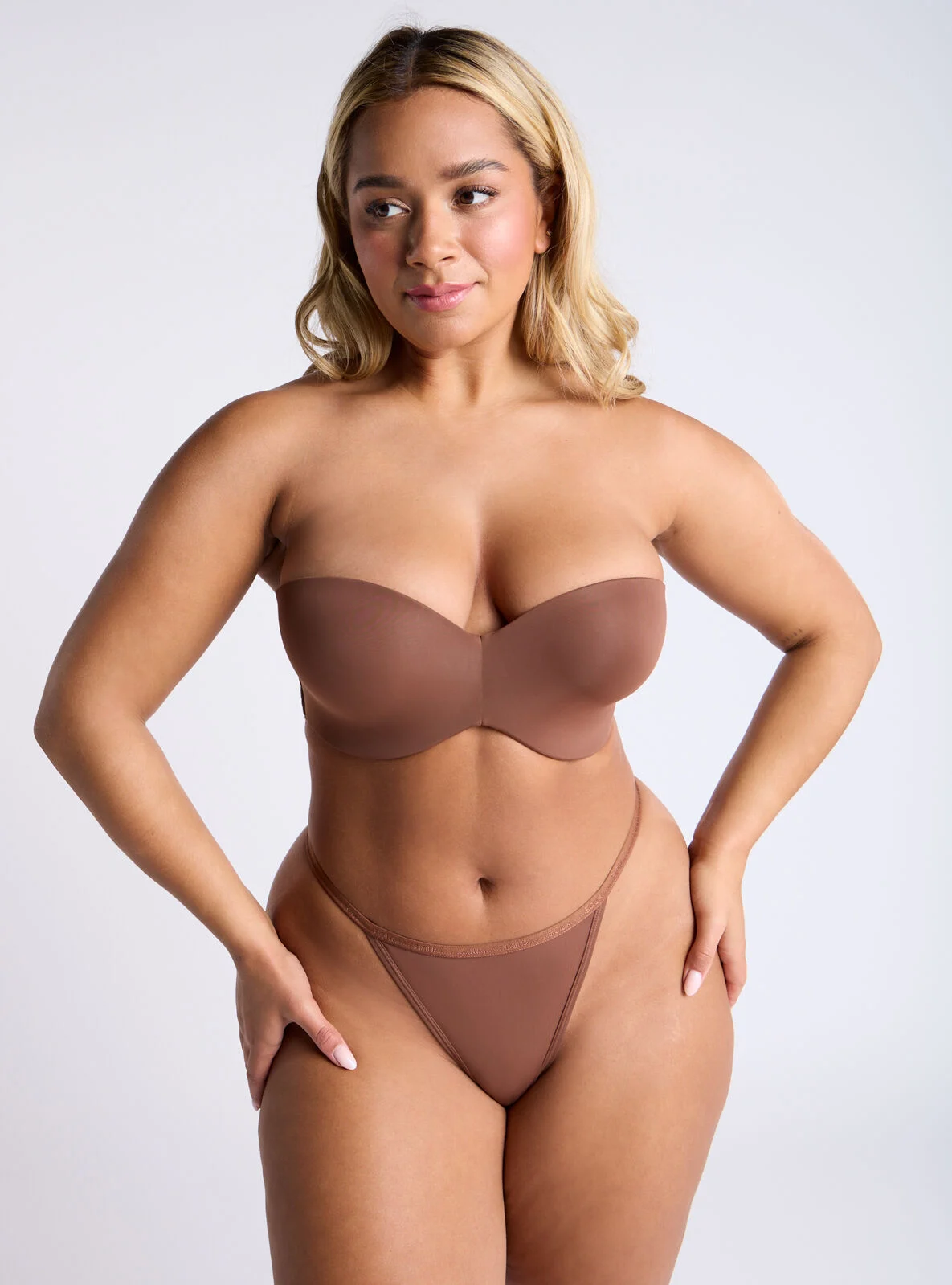 Lucie microfibre g-string thong - 04 Deep