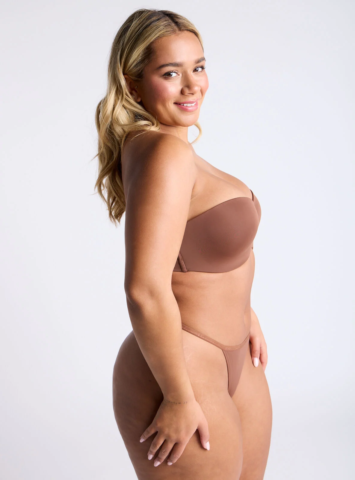 Lucie microfibre g-string thong - 04 Deep