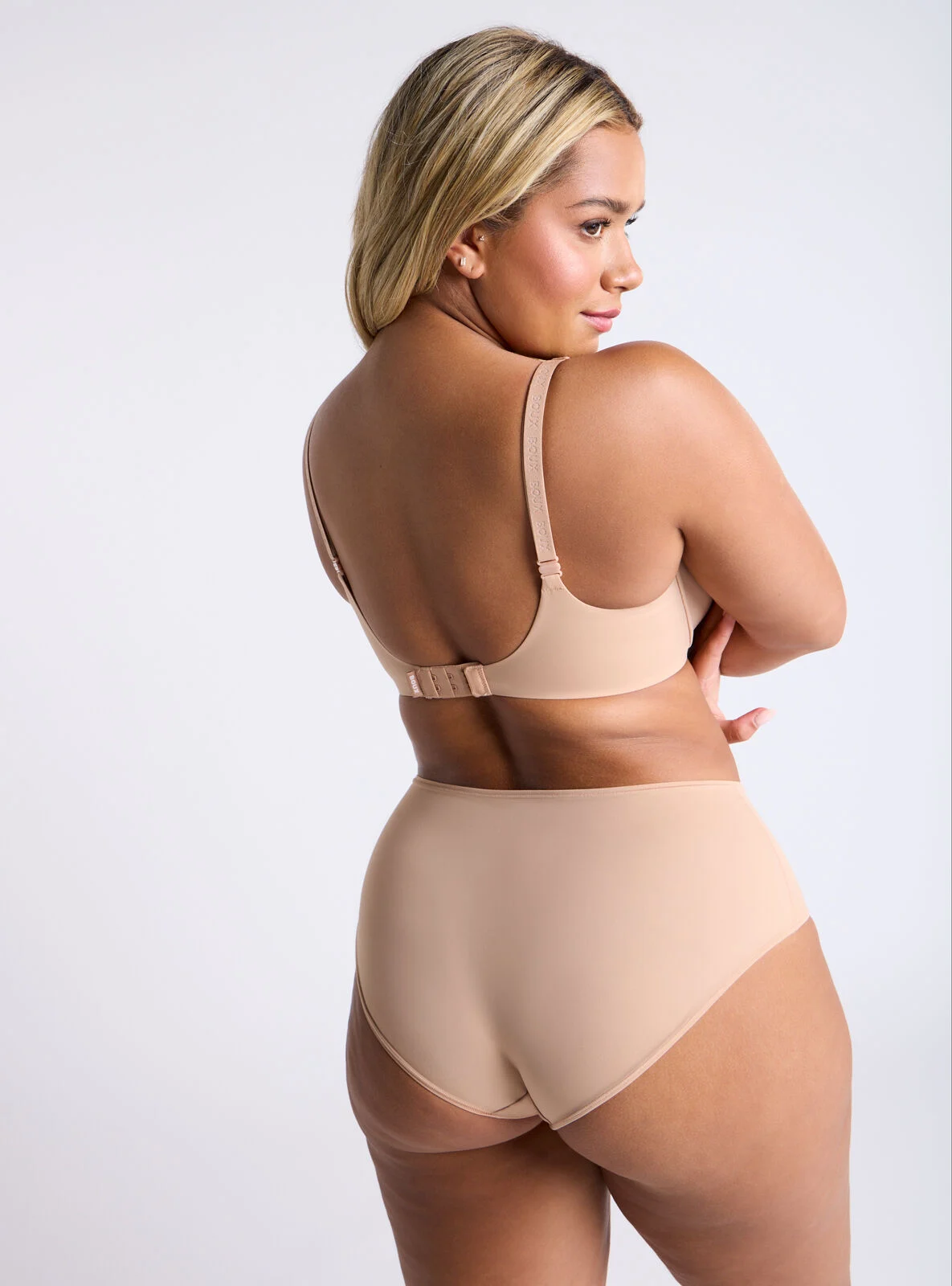 Kaylee ultra light microfibre 4-way stretchy shorts - 03 Medium